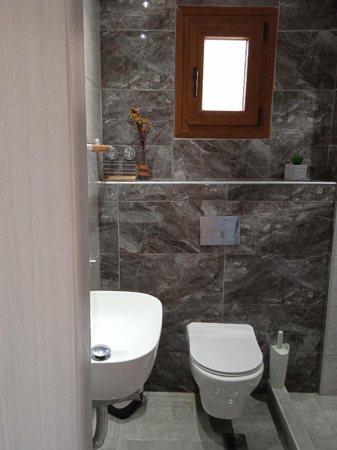 Alexandra Studios Kallithea  Δωμάτιο φωτογραφία